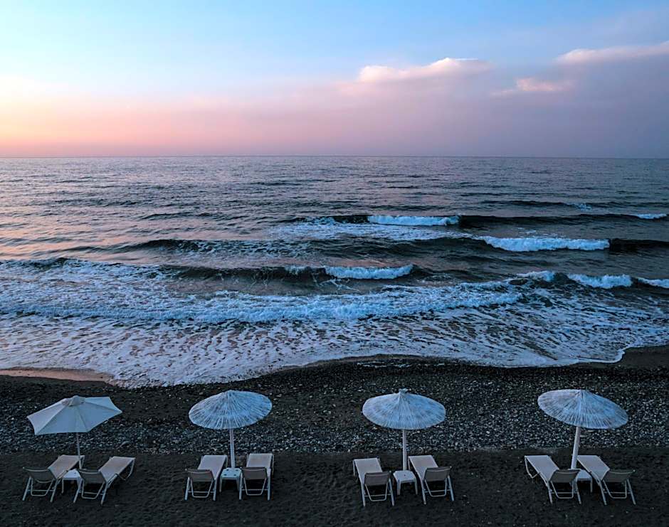 Petradi Beach Lounge Hotel