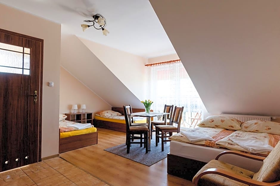 RAMZES-pokoje z balkonami,parking,Blisko do plaży Ustka