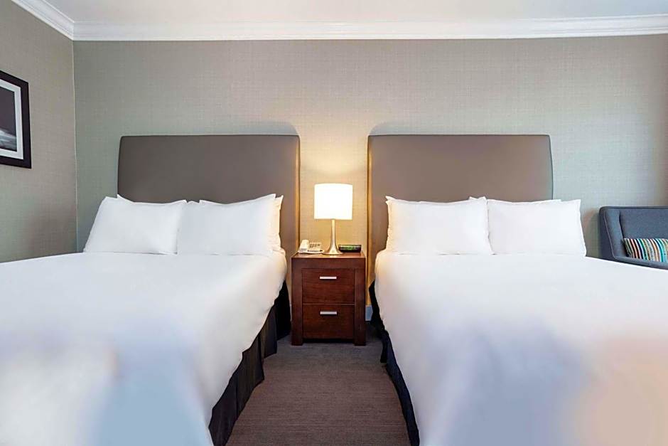 Sandman Vancouver Airport