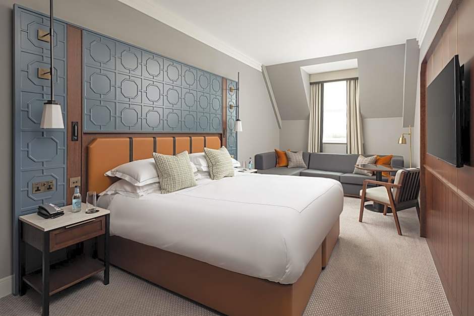 The Parkgate Hotel
