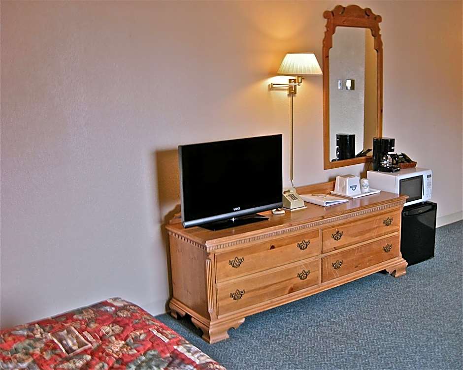 Days Inn by Wyndham Burns