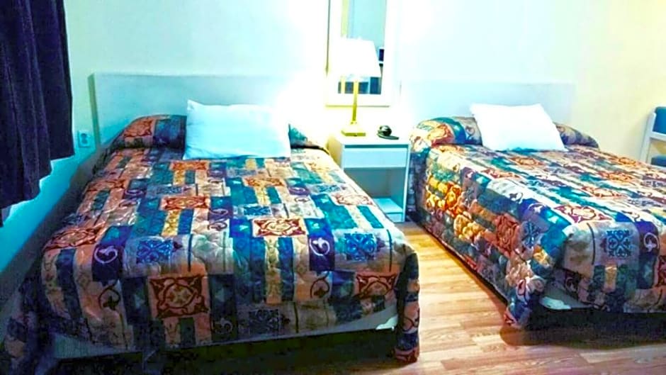 Leisure Motel
