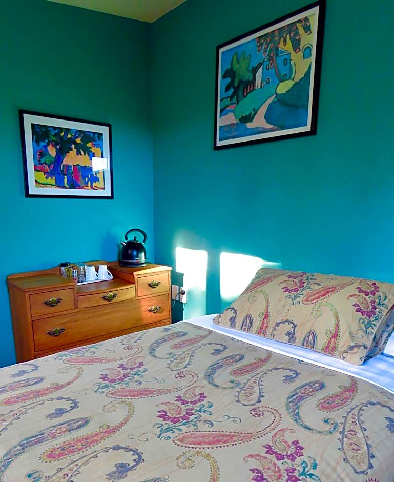Shady Rest Bed & Breakfast
