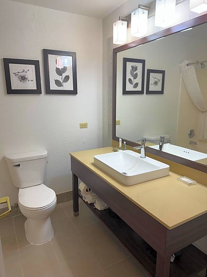 Country Inn & Suites by Radisson, Elgin, IL