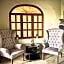 Hotel Dos Patios, Holistico Boutique & SPA