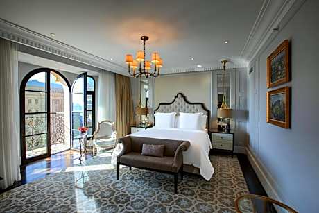 Panoramic Two-Bedroom Suite