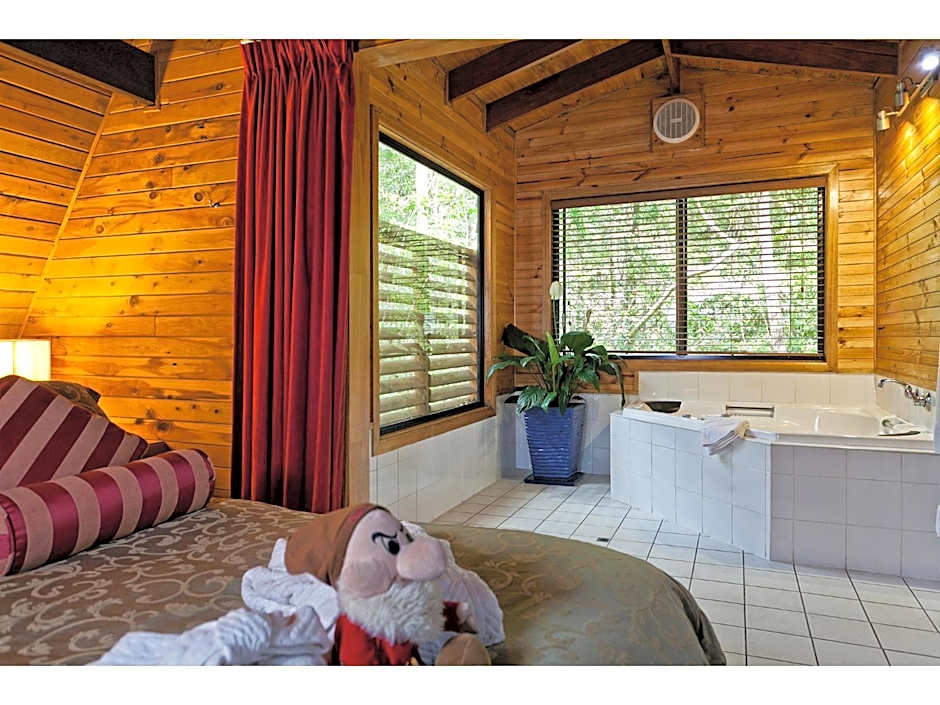 The Mouses House Rainforest Retreat