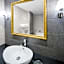 Qbic City Hotel