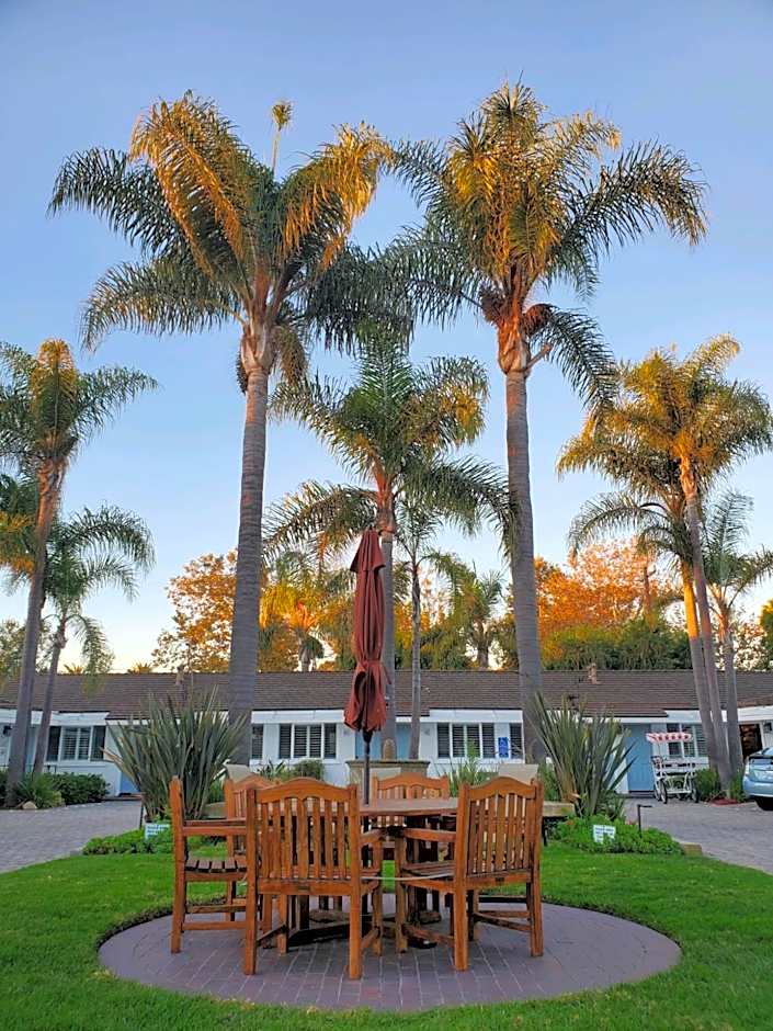 Marina Beach Motel