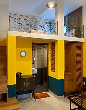 Deluxe Room with Sea View and Balcony
