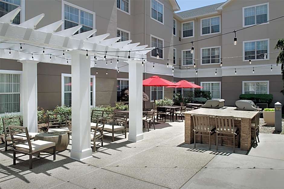 Homewood Suites By Hilton Newark-Cranford