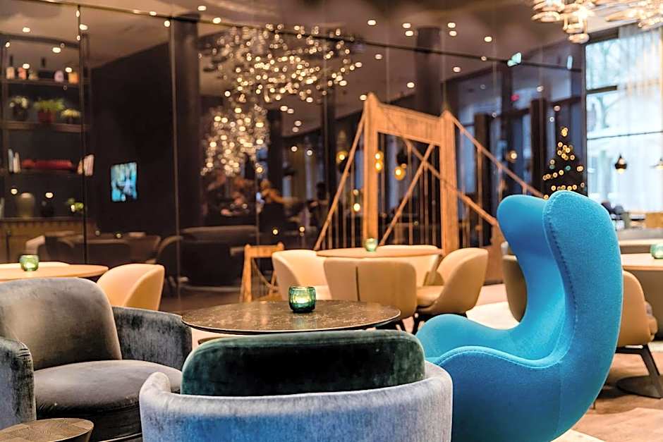 Motel One Köln-Altstadt
