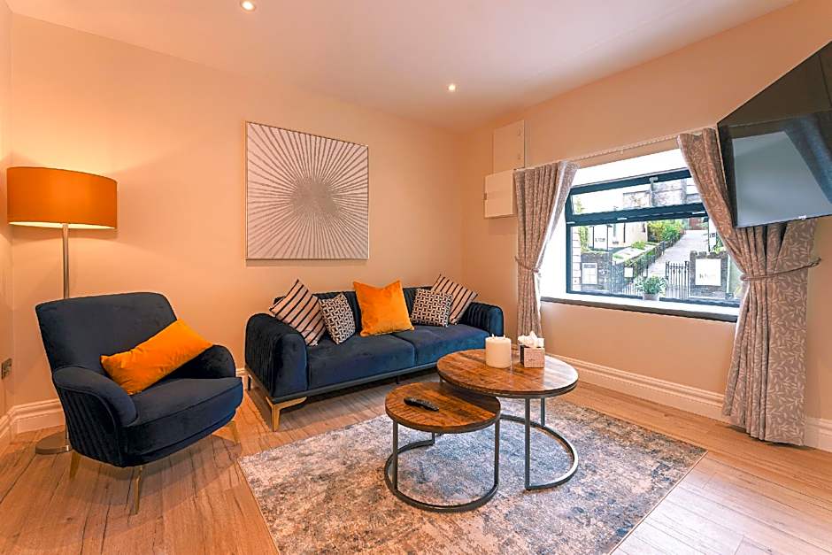 Photo 1 of 10 of Deluxe Apartment