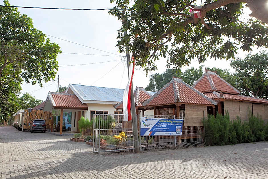 RedDoorz near Baluran National Park