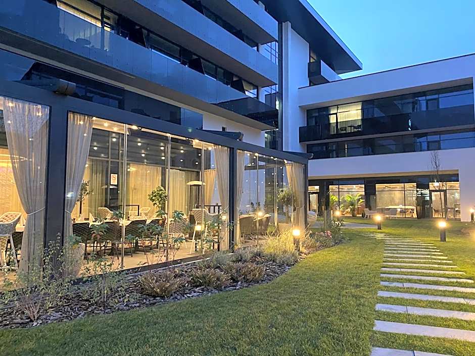 Tisia Hotel & Spa