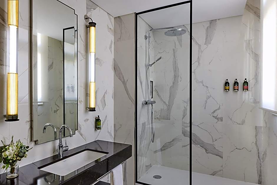 Fraser Suites Le Claridge Champs-Elysees