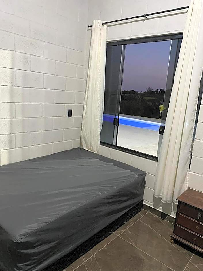 Espaço Mattigor, Chácara mil m2, piscina grande com prainha e vista deslumbrante