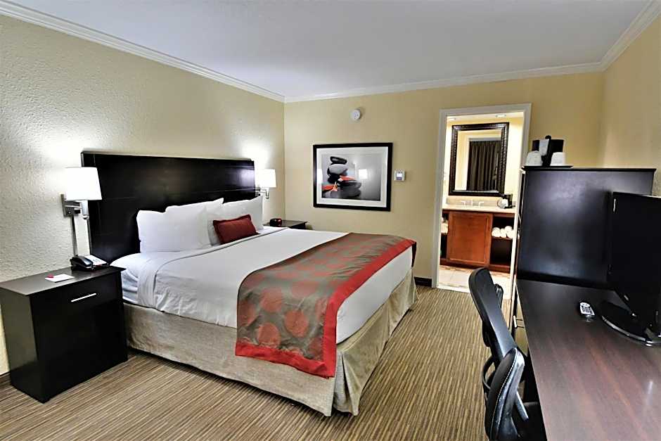 Ramada by Wyndham Jacksonville Hotel & Conference Center