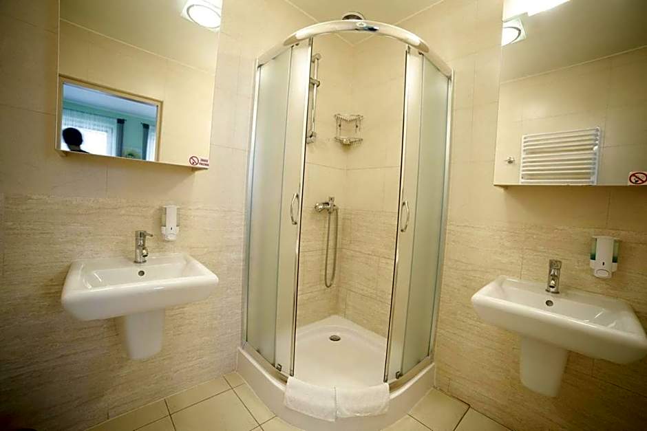 Standard Delegacyjny Bed & Breakfast