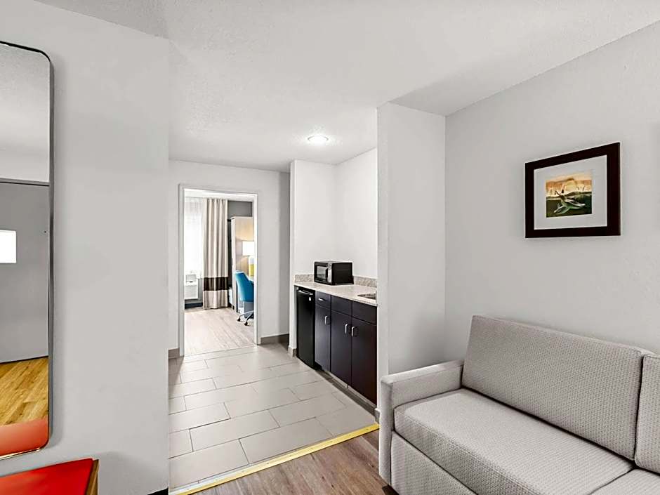 Comfort Inn & Suites Bellevue