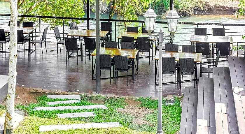 OYO 390 Nana River Kaeng Krachan