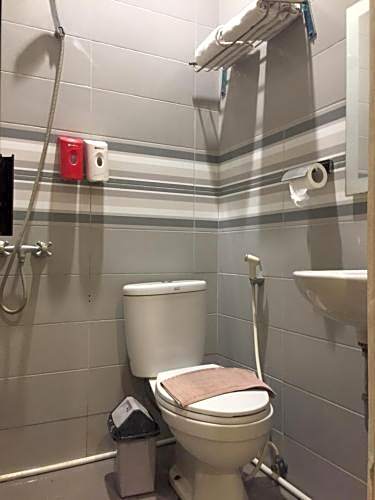 RedDoorz Plus @ Hotel Alden Makassar