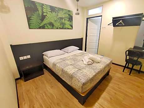 Queen Room With Balcony