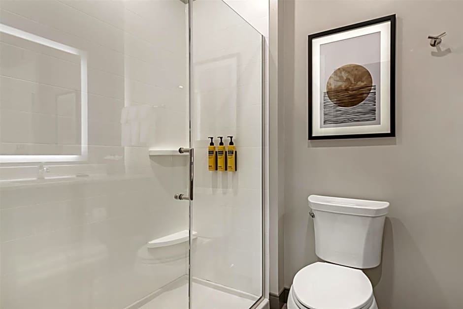 Best Western Plus Marquette Hotel & Suites