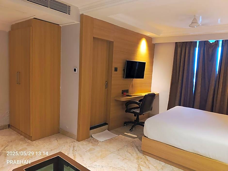 LUXUS INN DHANBAD