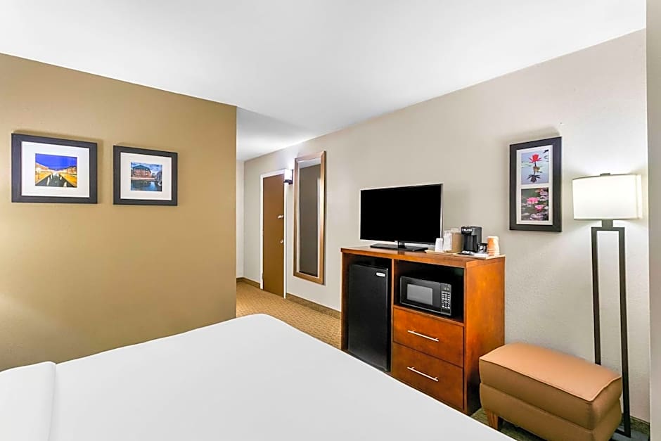 Comfort Inn Red Horse Frederick