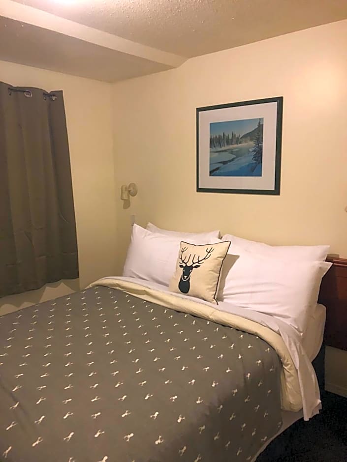 Photo 1 of 5 of 2 Bedroom Suite