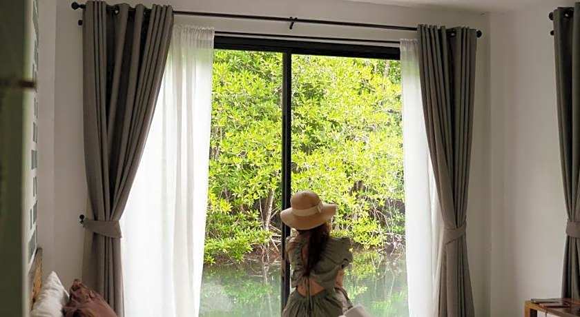 Escape Life Koh Kood