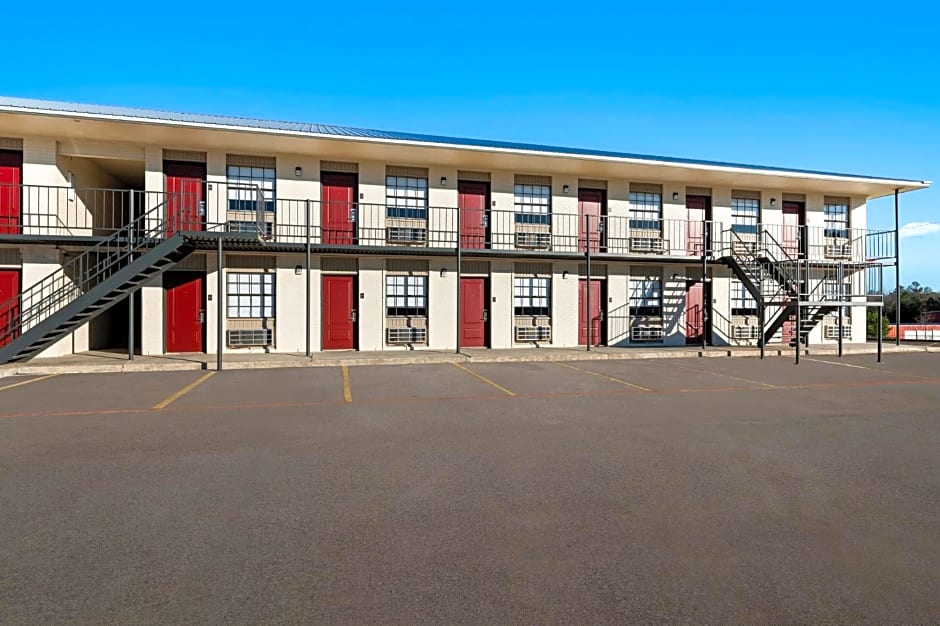 Red Roof Inn Nacogdoches