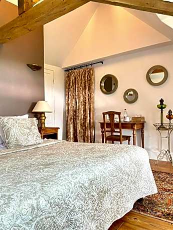 Double Room with Pool View