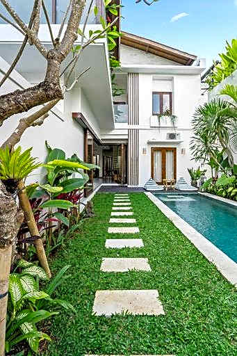 Moonlight Villa 3 by Betterplace