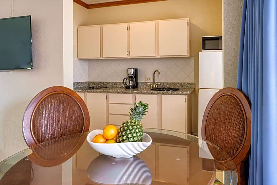 Southern Palms Beach Club