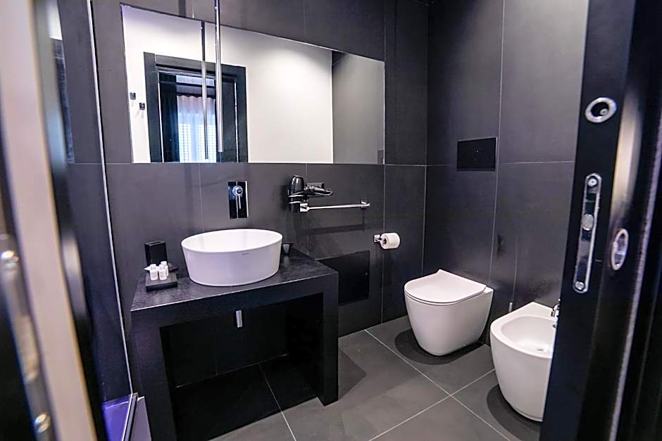 Maximum hub suite&spa