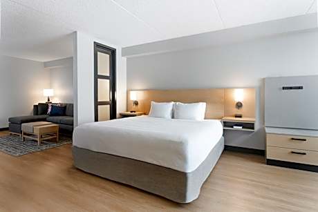 King Room with Sofa Bed