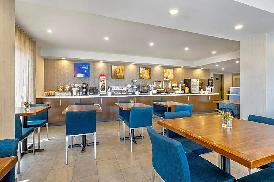 Comfort Inn Montreal Aeroport
