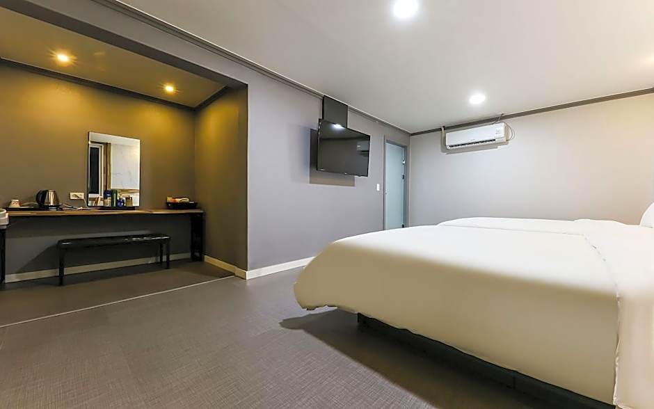 Asan (Dogo) Time Oncheon Hotel