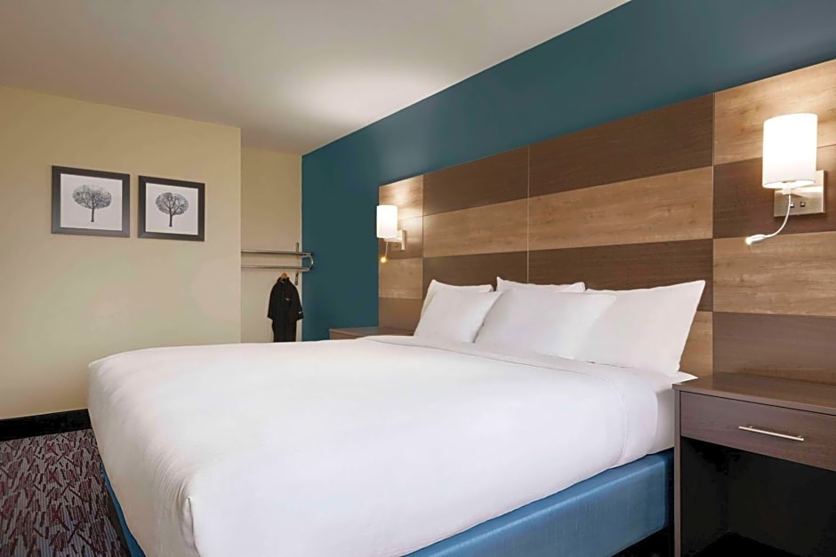 AmericInn by Wyndham Dodgeville