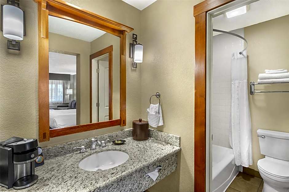 Best Western Plus High Country Inn