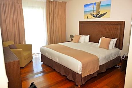 Junior Suite with Terrace - Sea View