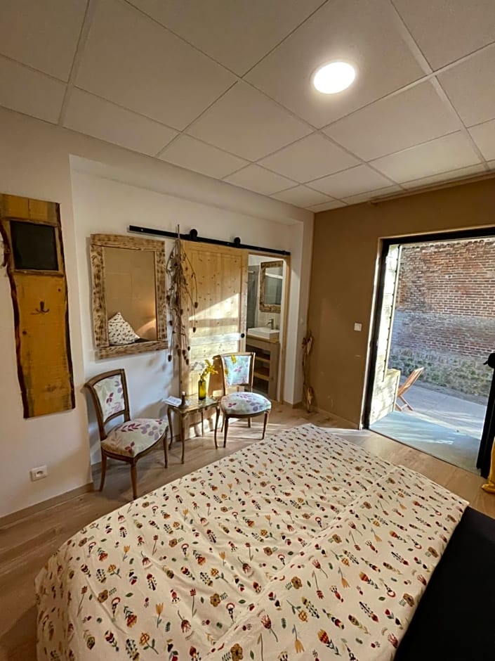 Double room on farm (La ferme du Tao)