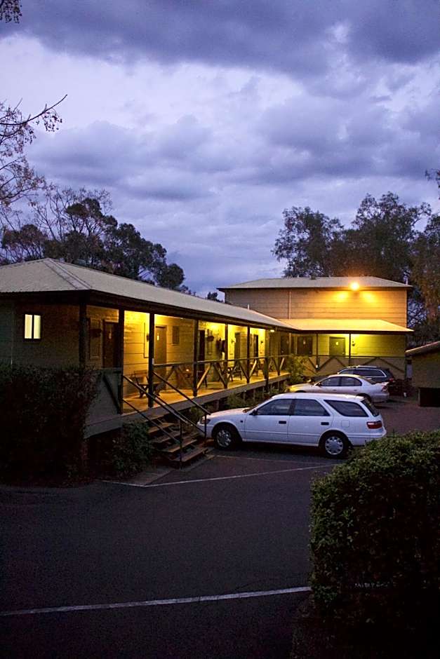 Lake Forbes Motel
