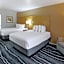 Ramada by Wyndham Costa Mesa/Newport Beach