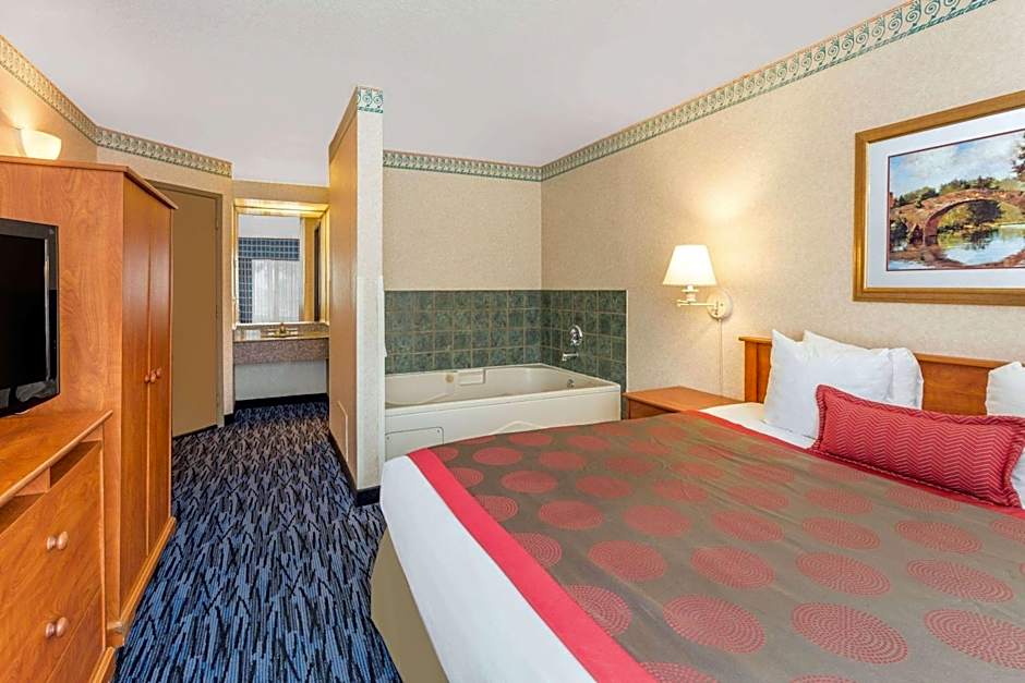 Ramada by Wyndham Kent Seattle Area