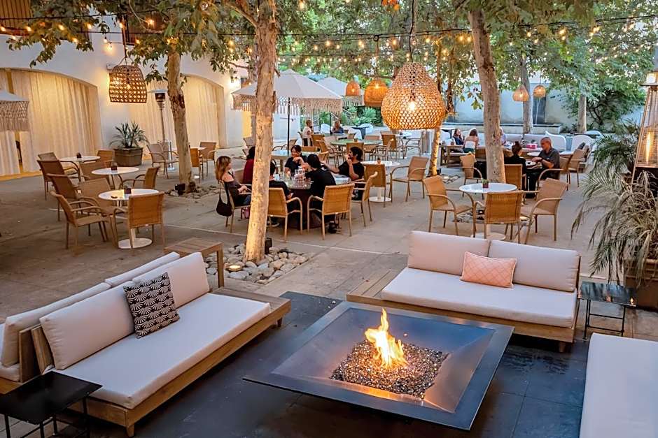 Hotel Casa 425 + Lounge, A Four Sisters Inn