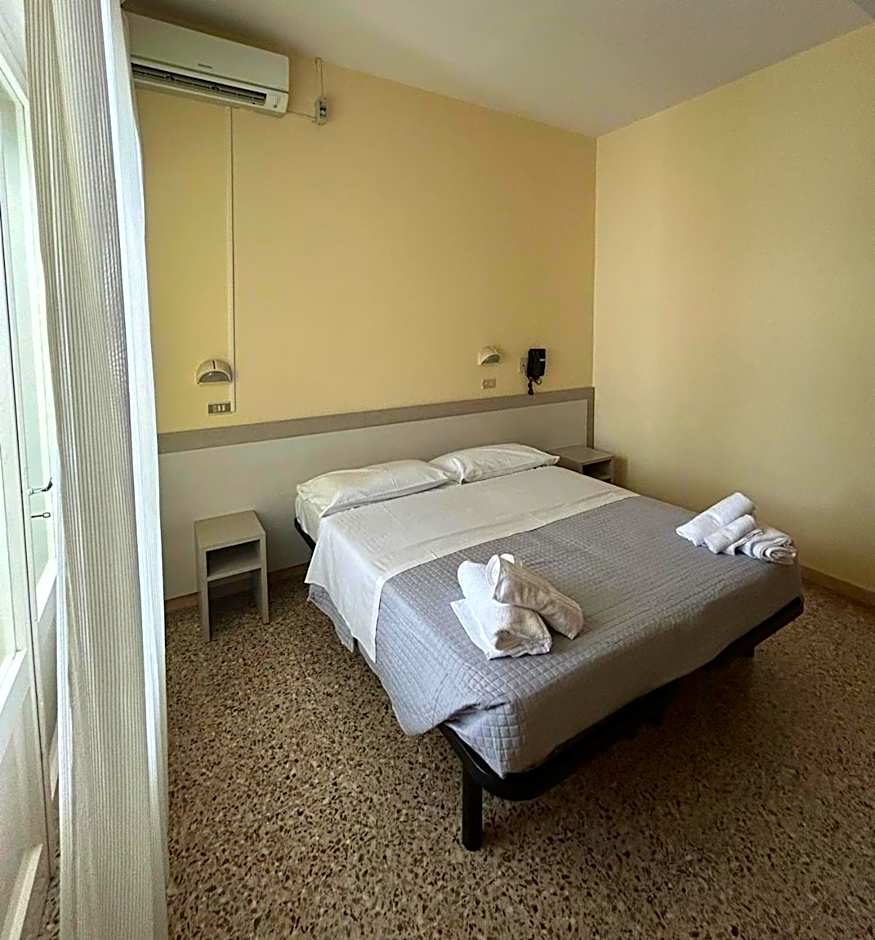 Hotel Ines