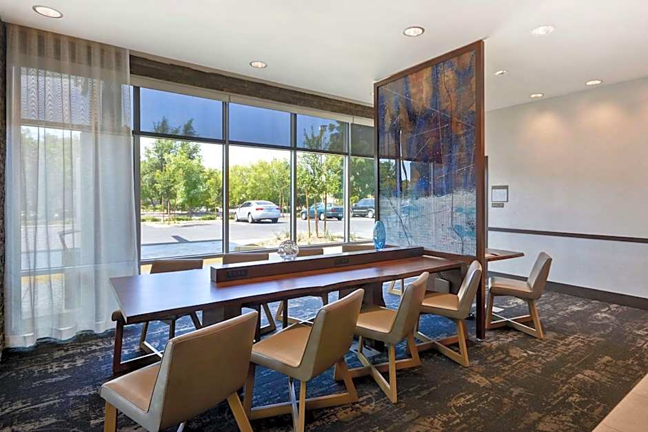 Hyatt Place Fresno